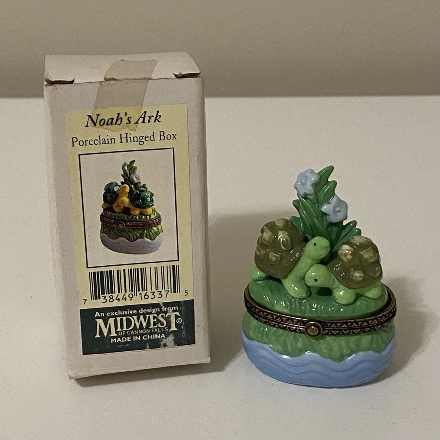 Midwest of Cannon Falls Noah\'s Ark Porcelain Hinged Trinket Box Turtles