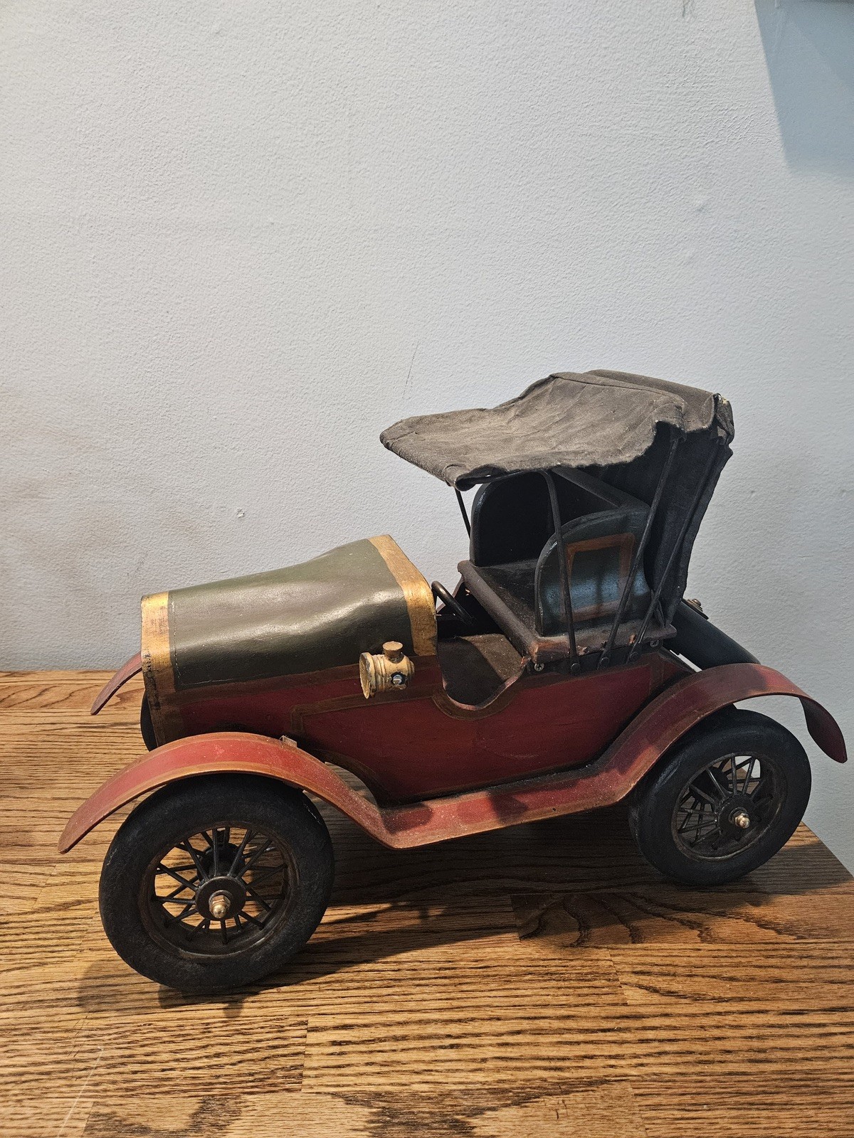 VINTAGE 1911 Ford Model T Torpedo Runabout Roadster,handmade large antique model