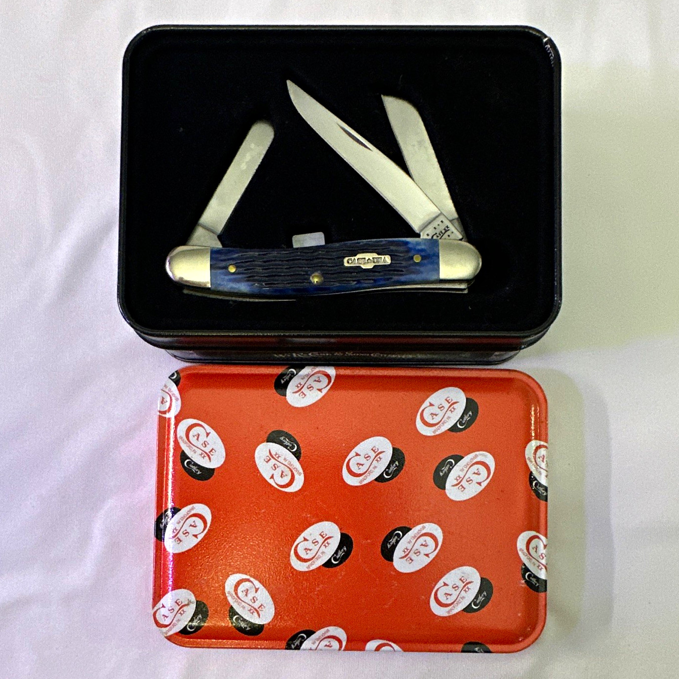 W.R. Case & Sons Blue Jigged Bone 3-Blade SS Stockman Pocketknife w/ Tin Box