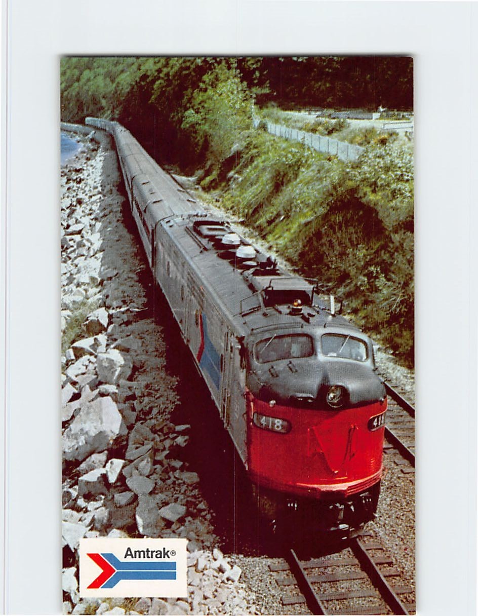 Amtrak\'s Modern Train Coast Starlight T-365451