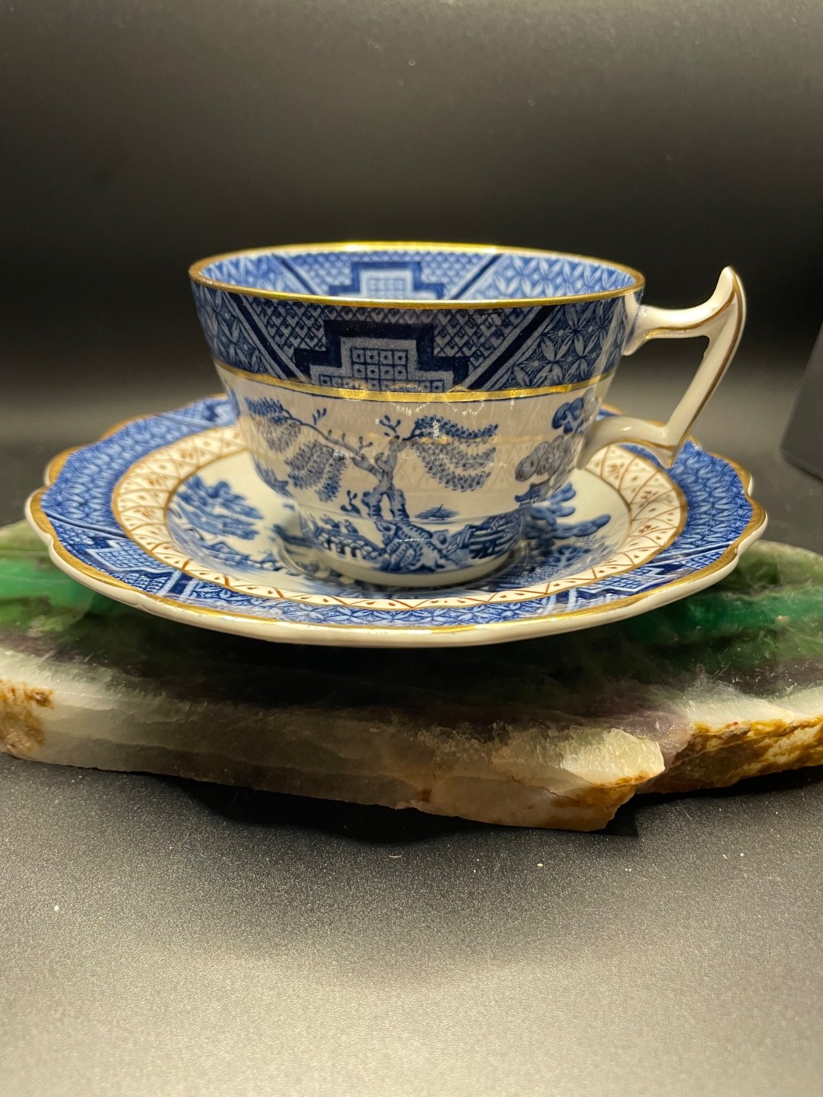 Vtg Booths Real Old Willow Tea Cup & Saucer Scallops & Gold Rim Made in England