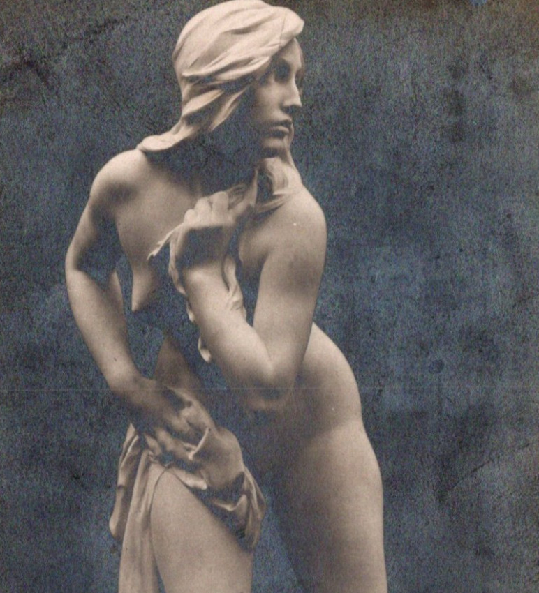 * Antique RPPC Suzanne At The Bath Andre Vermare Luxembourg Museum Paris c1928