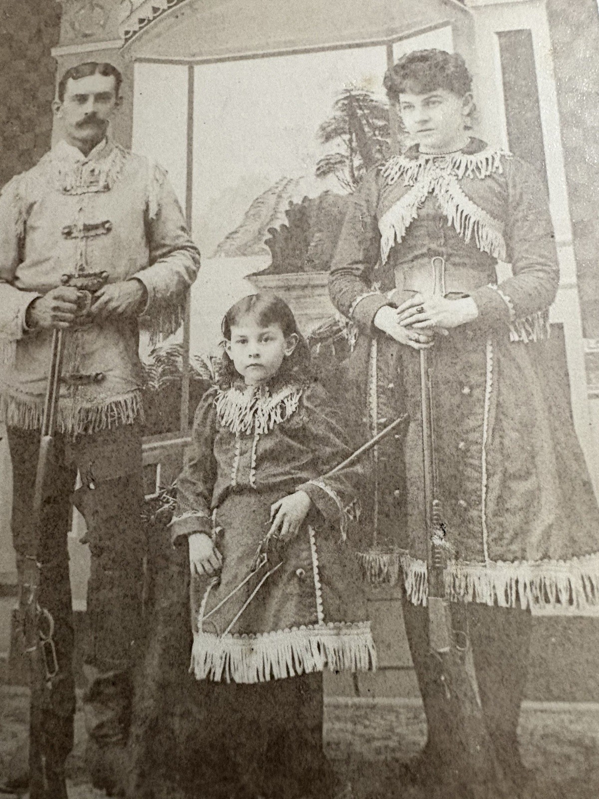 1890s Albumen Cabinet Card Photo Swords Bro’s Photo Family Rifle Sharp Shooters