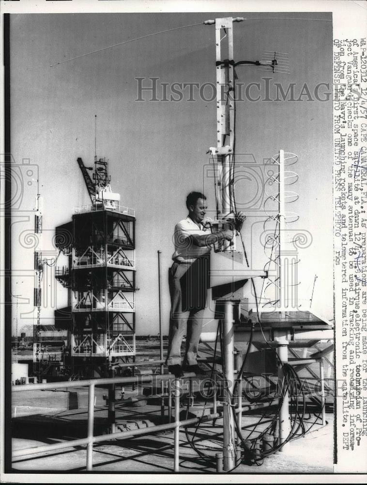 1957 Press Photo Cape Canaveral, Fla prep for satellite launch - nem03253