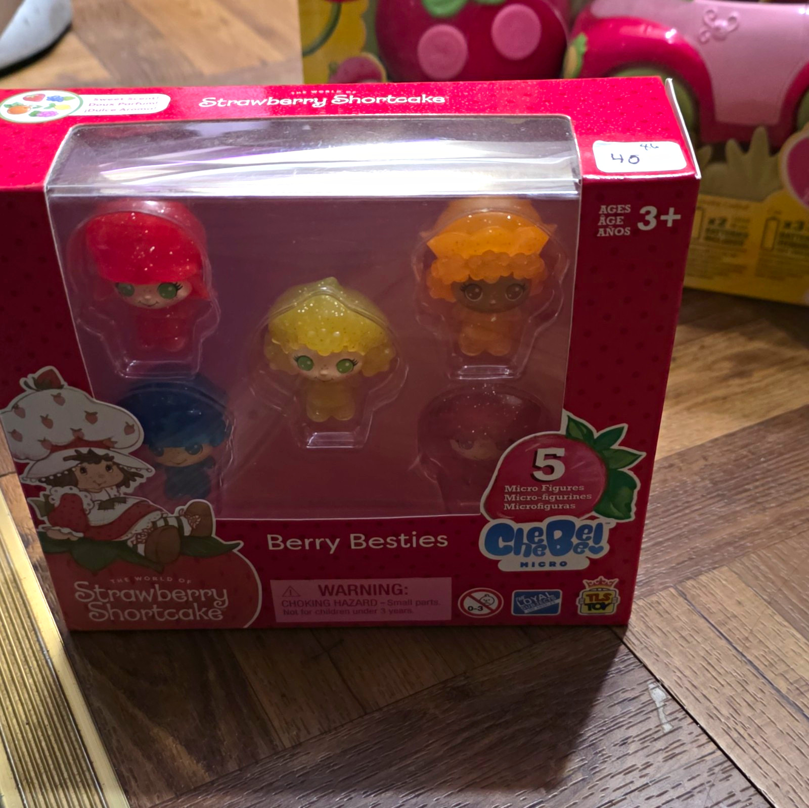 The Loyal Subjects Strawberry Shortcake Cheebee Micro Scented 5-Pack Set Age 3+