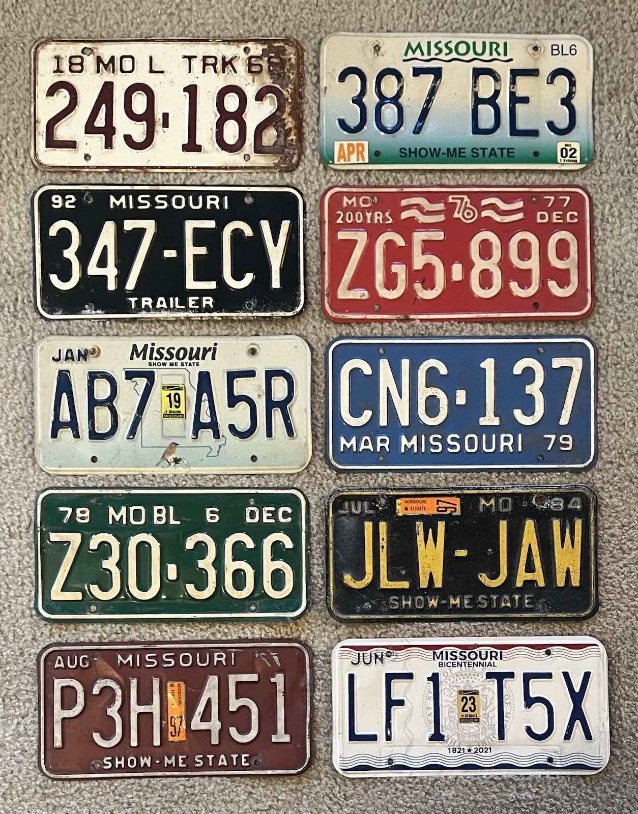 10 Pack of Rustic / Worn License Plates From MISSOURI
