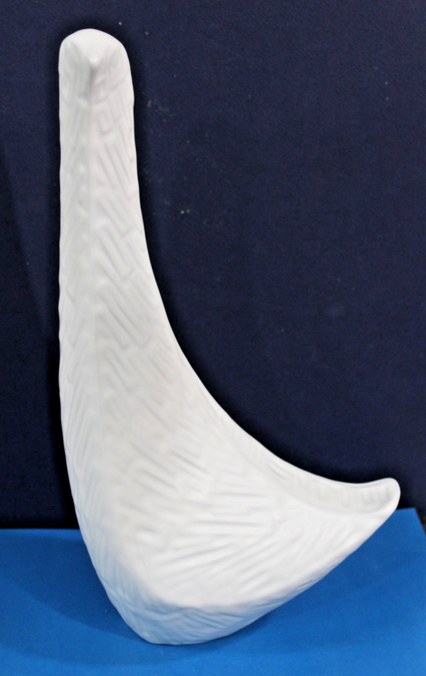 Tall Jonathan Adler MCM White Menagerie Ceramic Bird Figurine Sculpture 11.5\