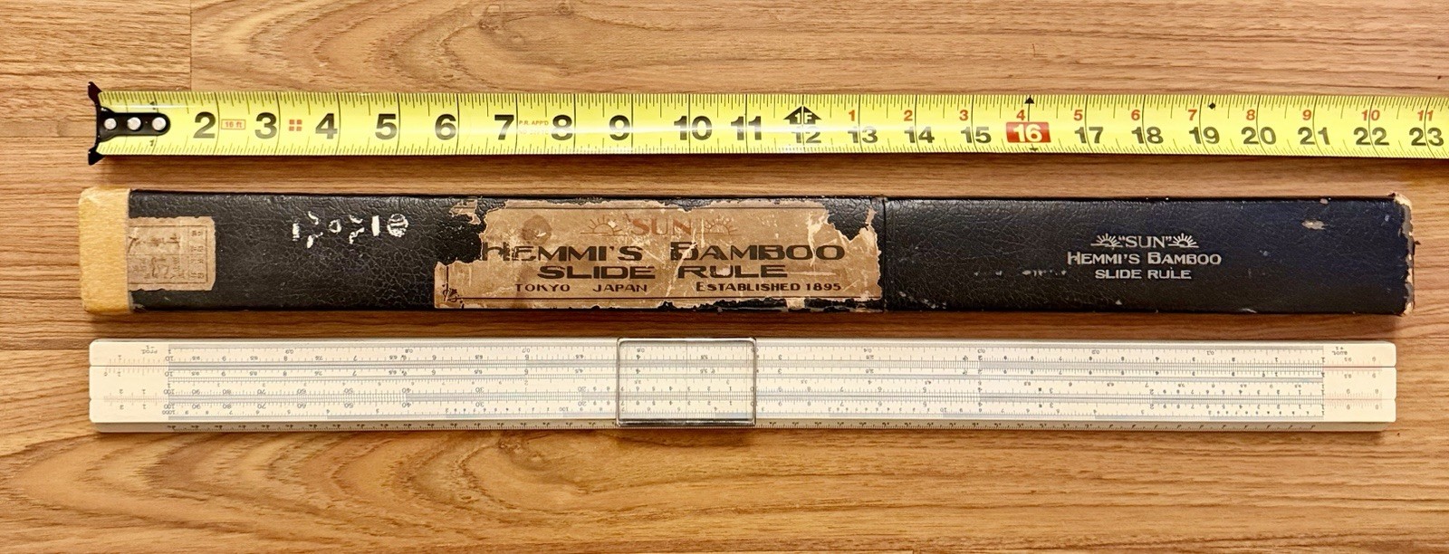 Rare Hemmi’s “Sun” Bamboo Slide Rule Rare 21” Japan