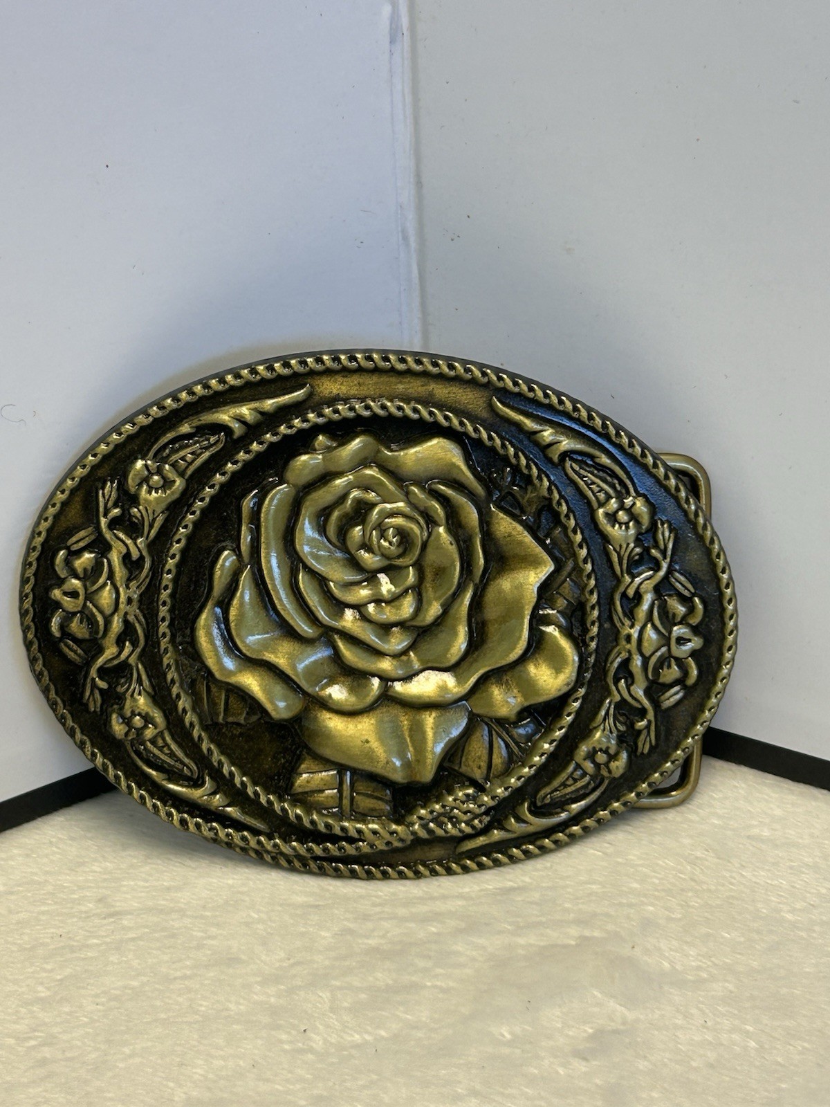CTM Bronze Rose Belt Buckle Western Cowgirl Floral Rope Edge Oval