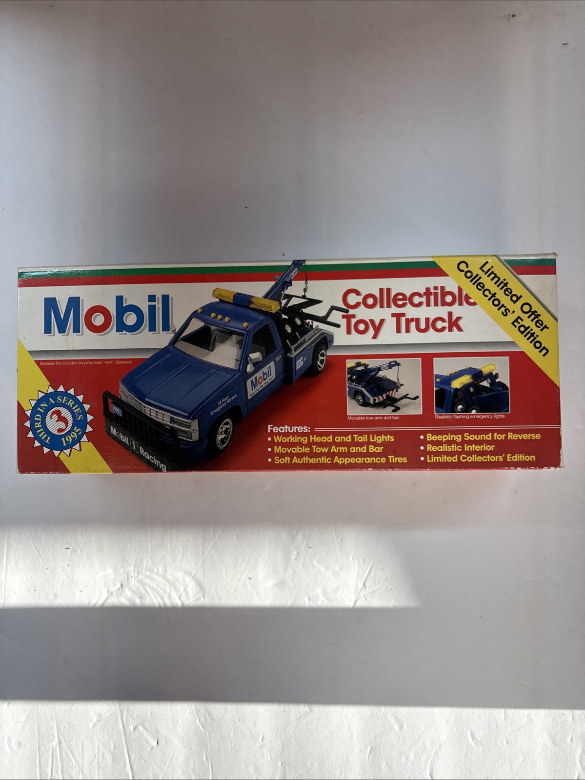 VTG New in Box 1995 Mobil Collectible Chevrolet Tow Truck Limited Offer 1:24
