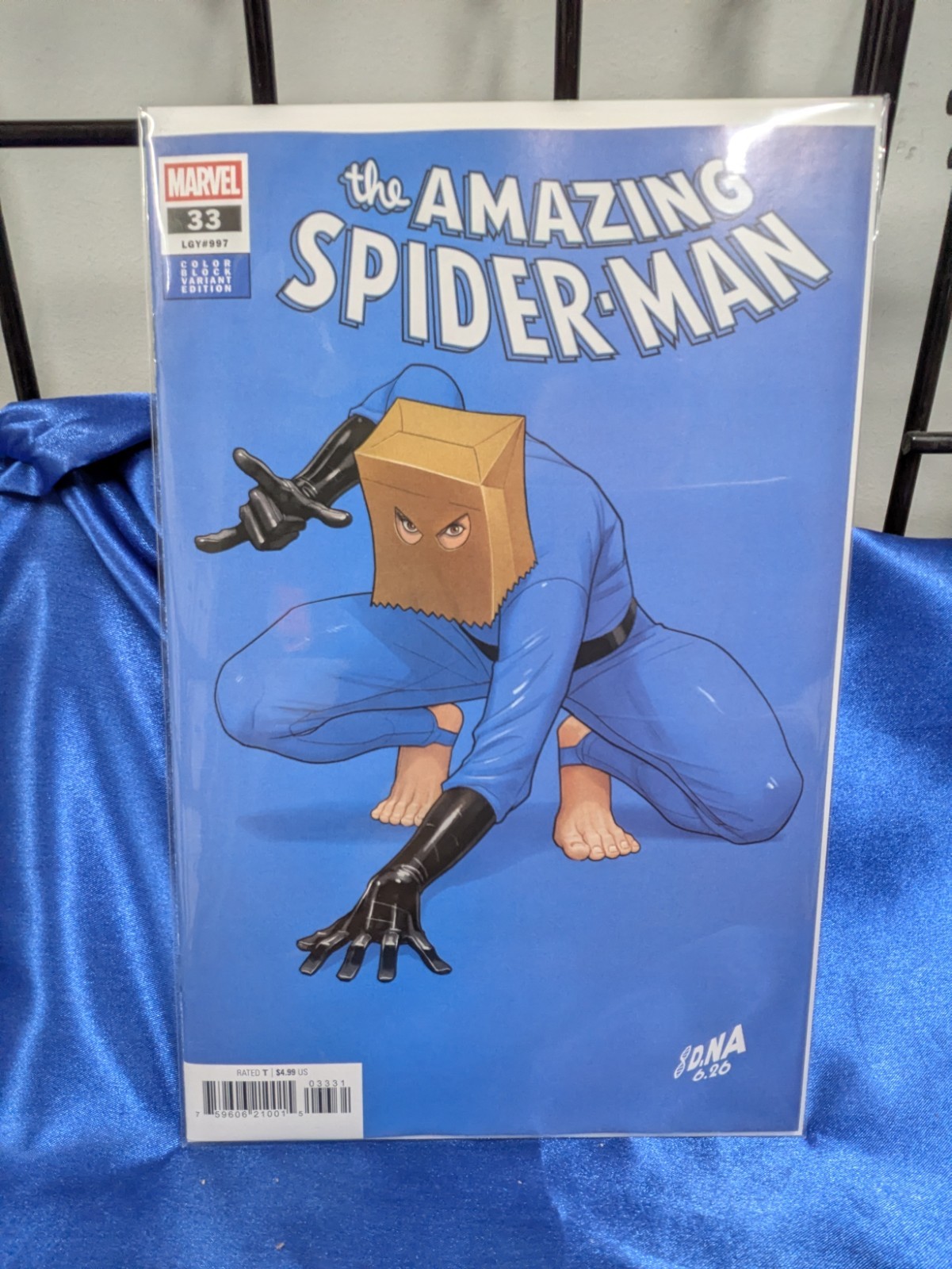 The Amazing Spider-Man #33 (2026) - David Nakayama Color Block Variant