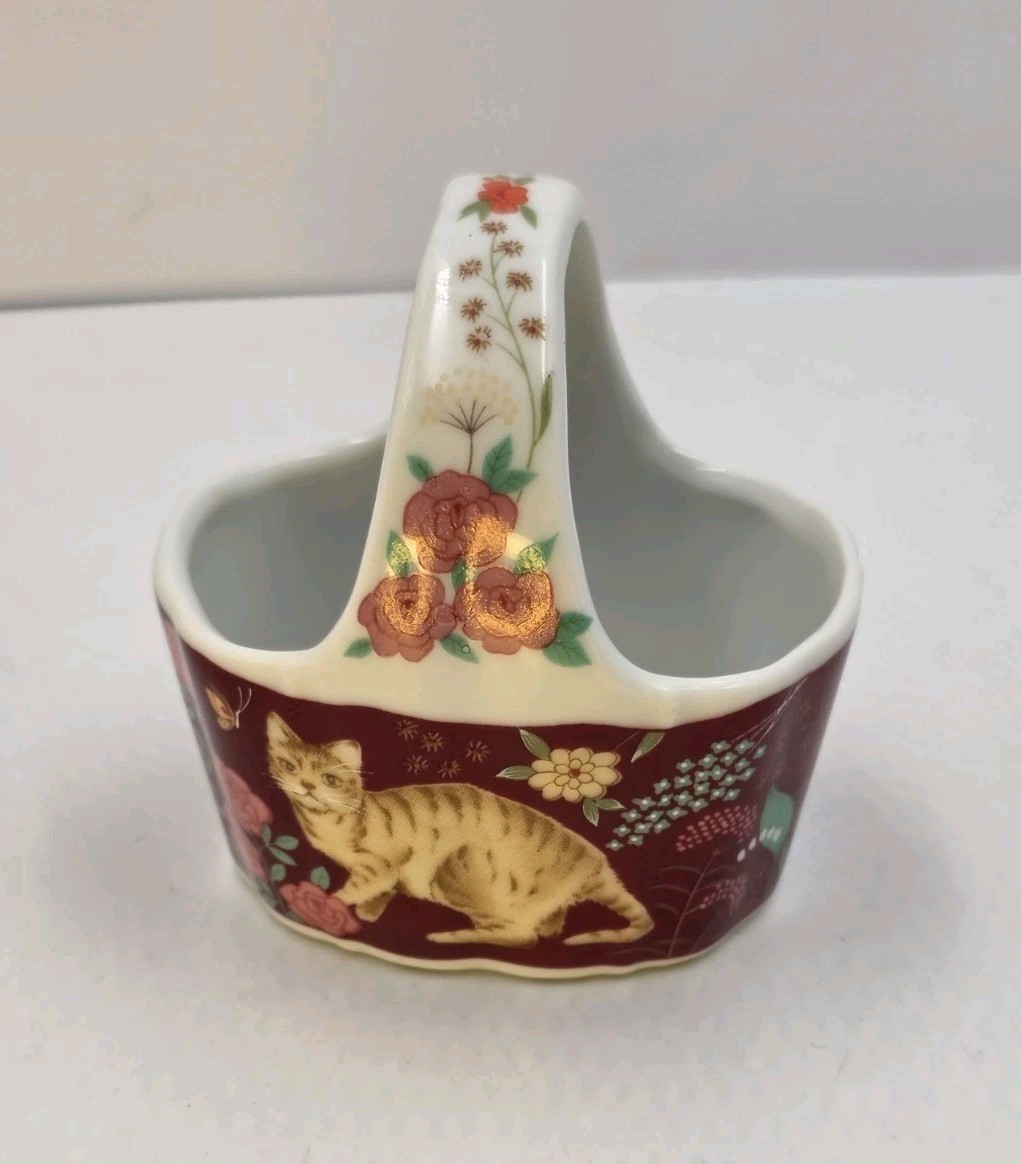 VTG Action Japan Porcelain Cat Basket Trinket Dish Floral Butterfly Maroon