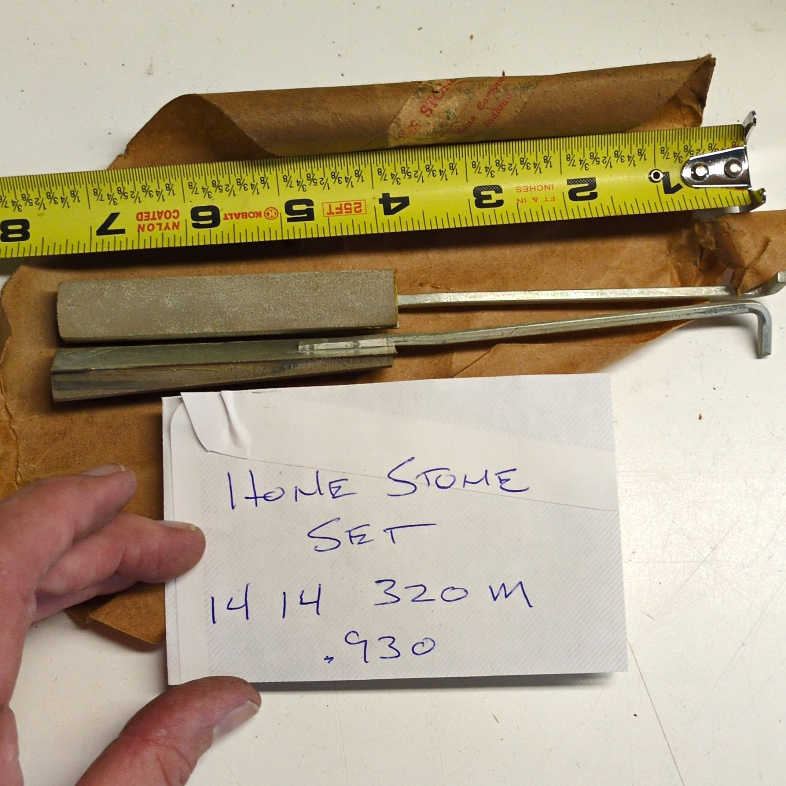 Hone Stone Set w/ Metal Holder Rods 14-14-320 M .930 Gray/Silver