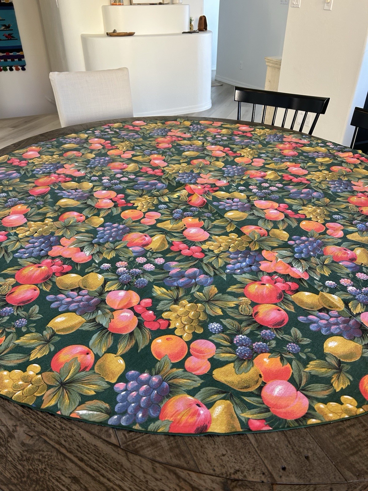 Vibrant Vintage Round Fruit Tablecloth Grapes Pears Peaches Apples 67”