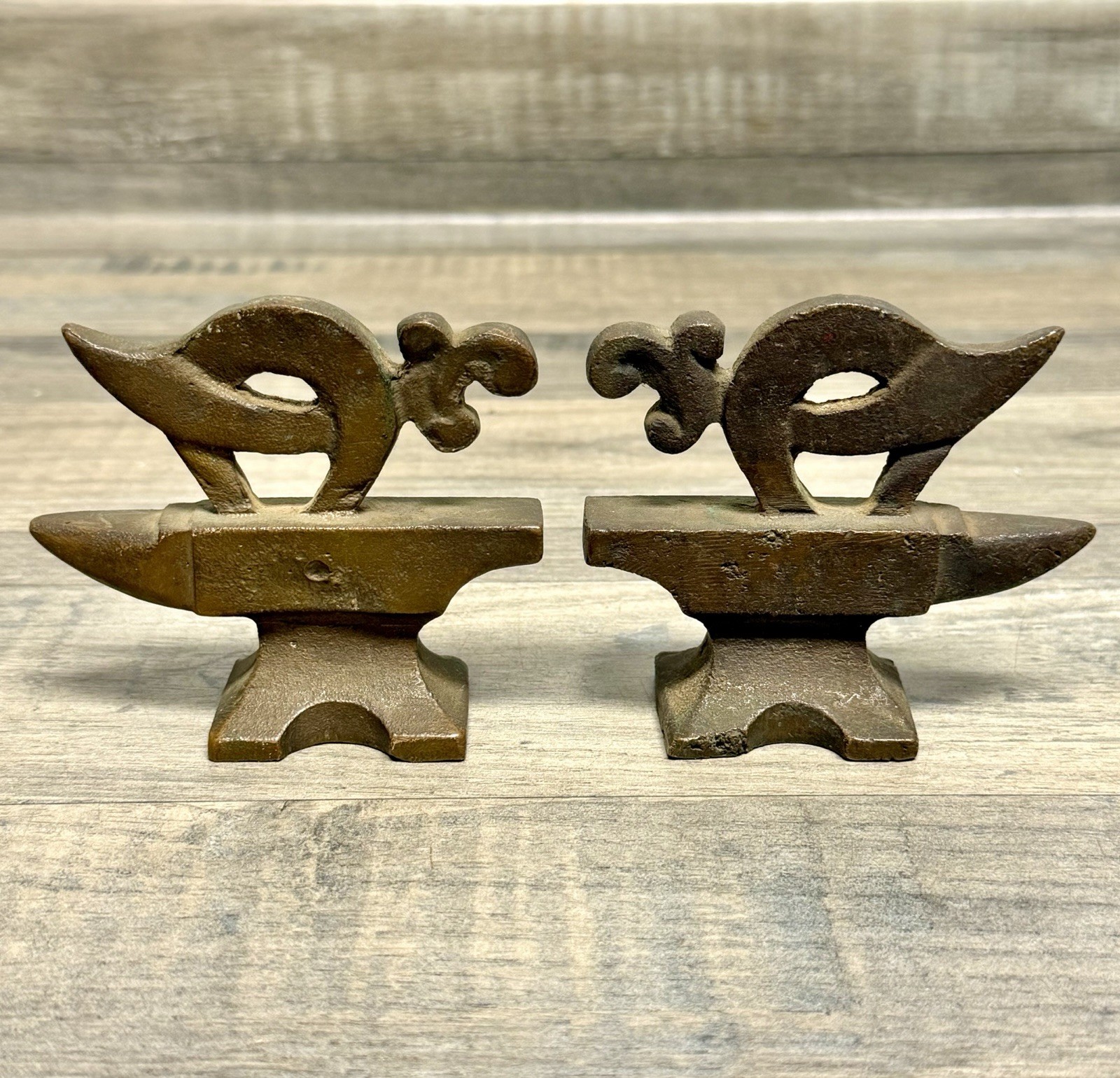 Rare Pair Vintage Cast Iron Miniature Jewelers Anvils~Ram Bookends Paperweights