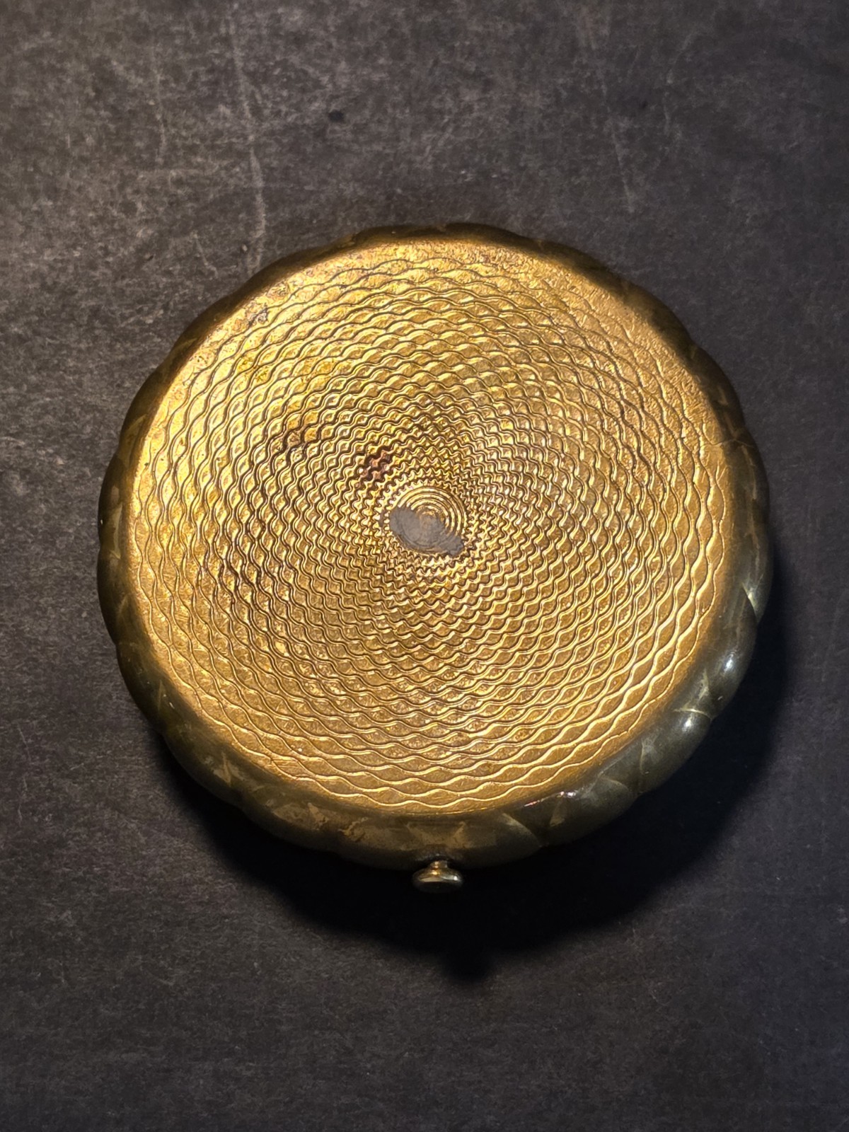 Vintage Dorset Fifth Avenue Brass Powder Compact Art Deco Scalloped Guilloche
