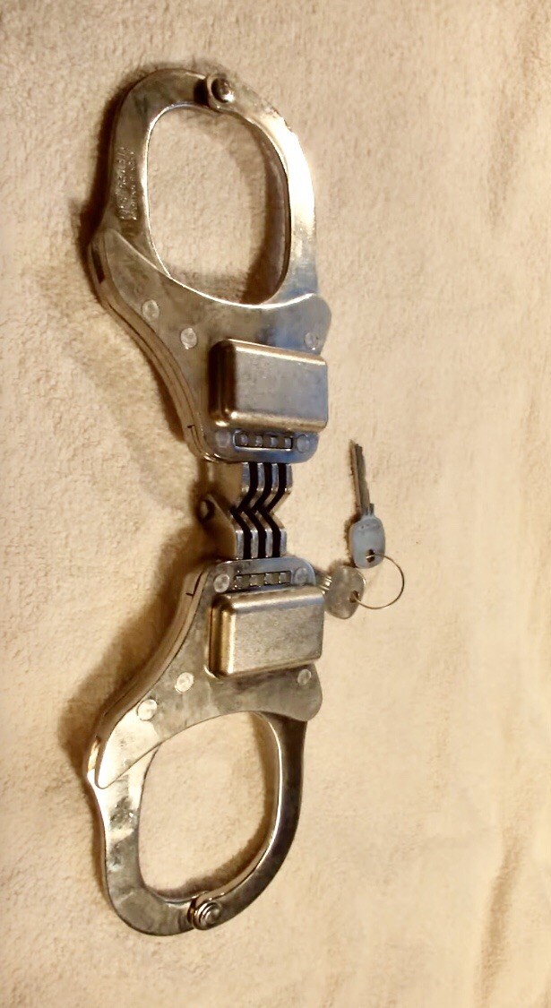Ultimate Pro Security Hinged Handcuffs w/Keys Secure Tumbler Locking Mechanism