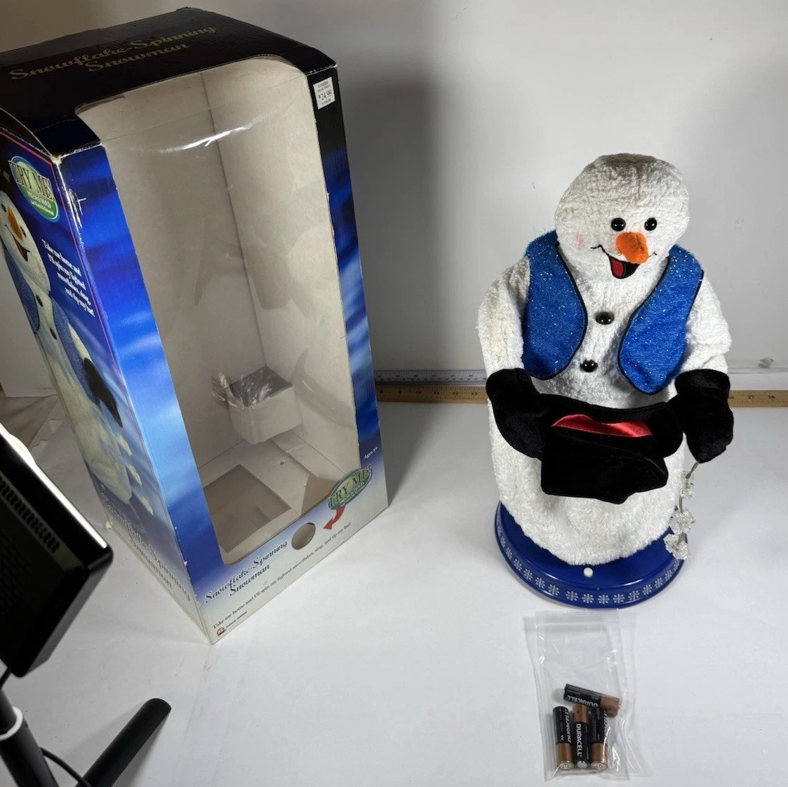 Gemmy Spinning Snowflake Snowman Miser Snowflake Vest Model & Box READ DESCRIP