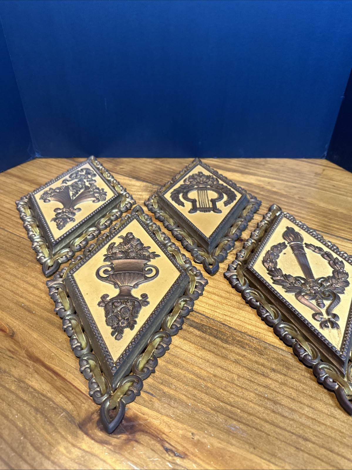 4 Vtg Homco Hollywood Regency Diamond Shaped Grecian Wall Plaques Decor 13 3/4”T