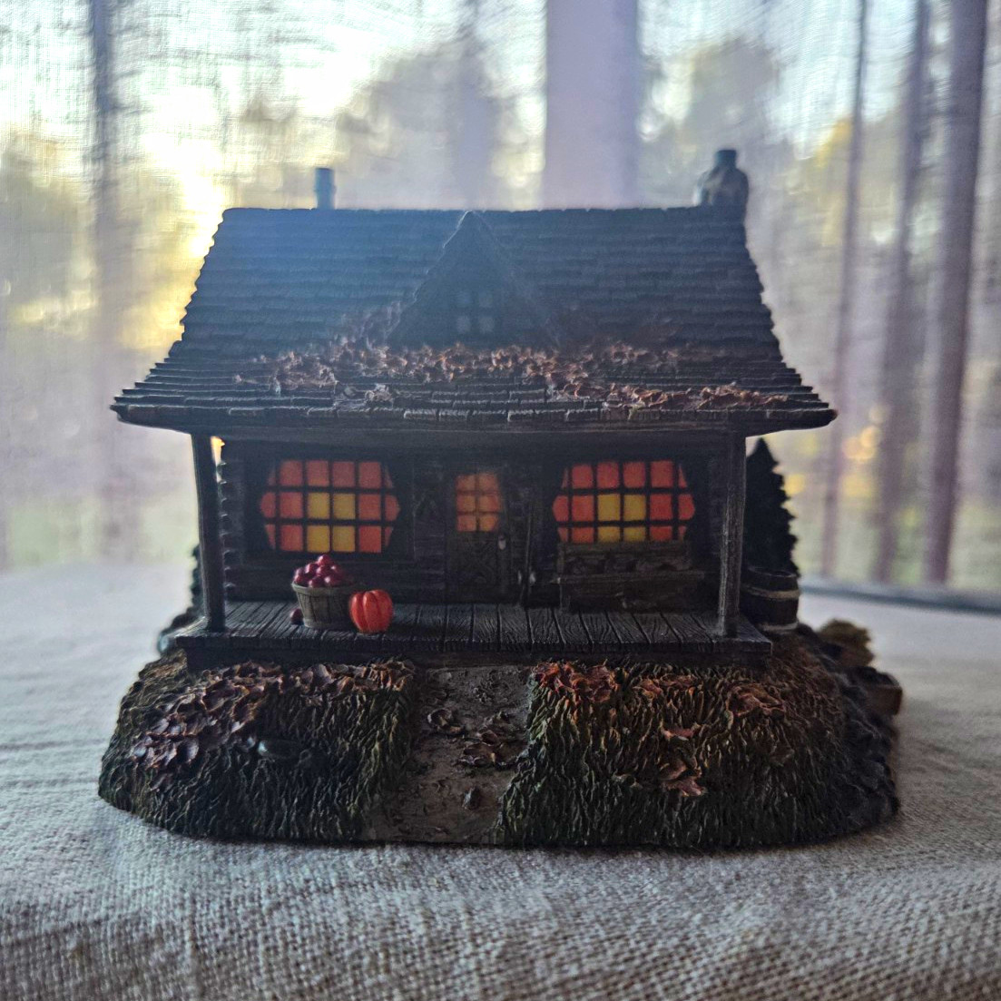 Hadley House Terry Redlin Comforts of Home Cabin Resin Sculpture #6812