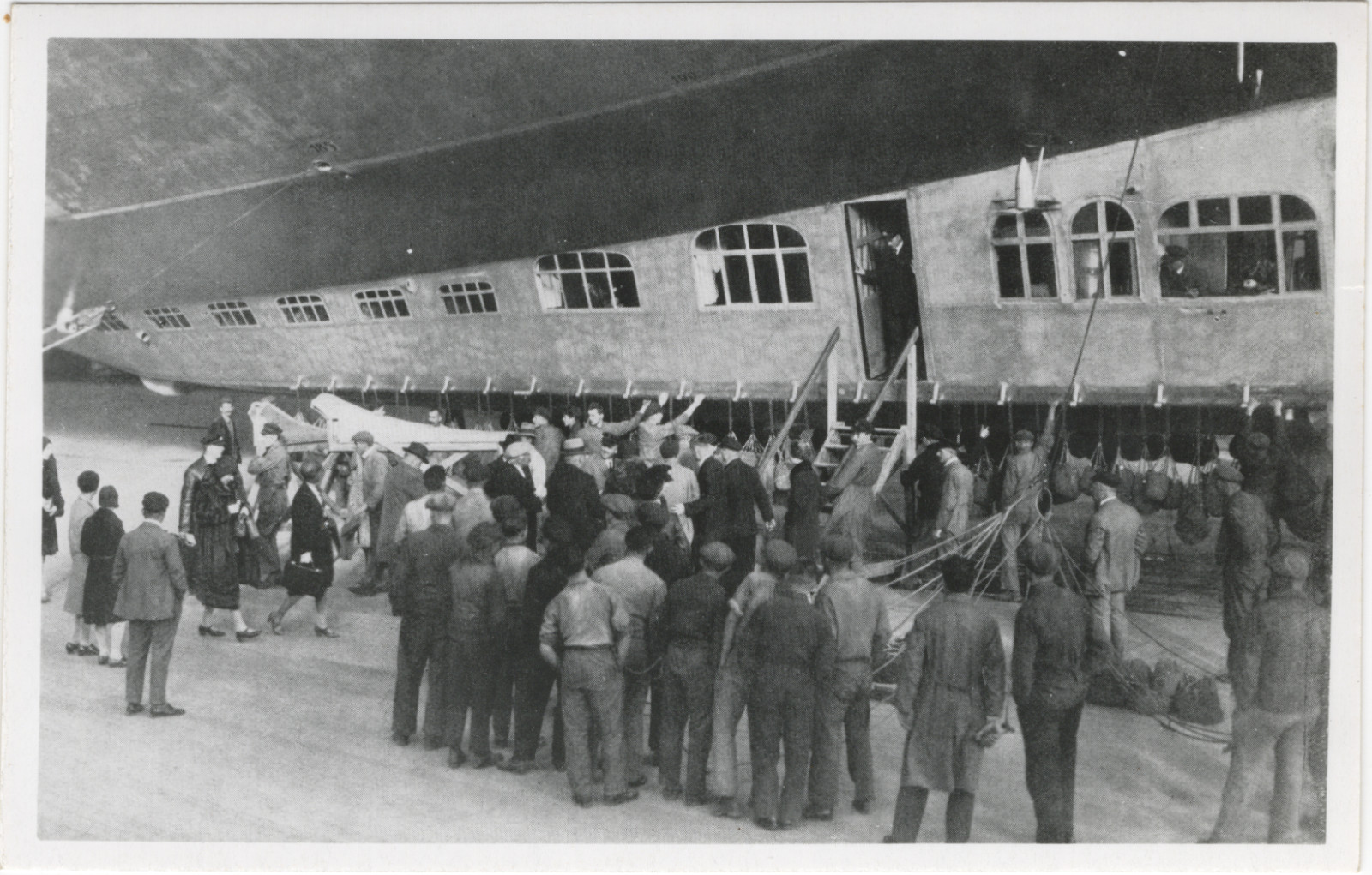 Vintage Graf Zeppelin LZ-127 Airship Ground Crew Boarding Photo Postcard