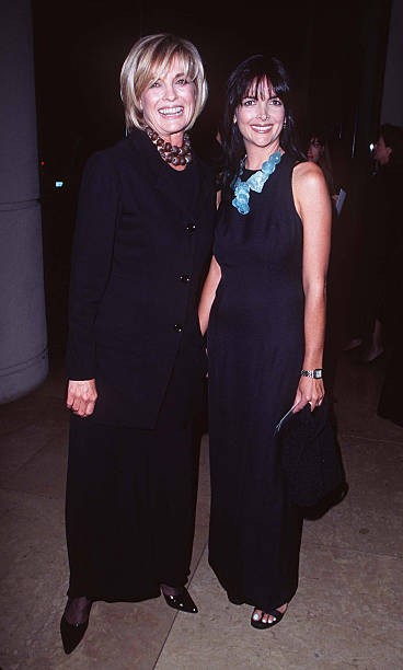 Linda Gray and daughter Celebrity Movie Star TV Music Film Old Photo