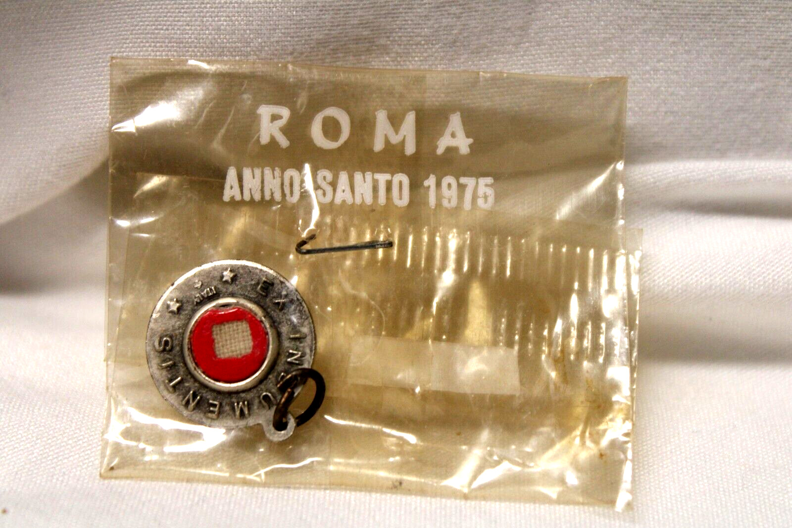 Pope John XXIII Ex Indumentis Relic Papal Holy Medal Reliquary Vatican Italy