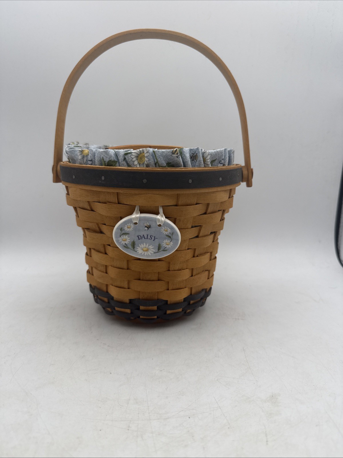VTG Longaberger 1999 May Series Daisy Basket W/ Fabric Liner & Plastic Protector
