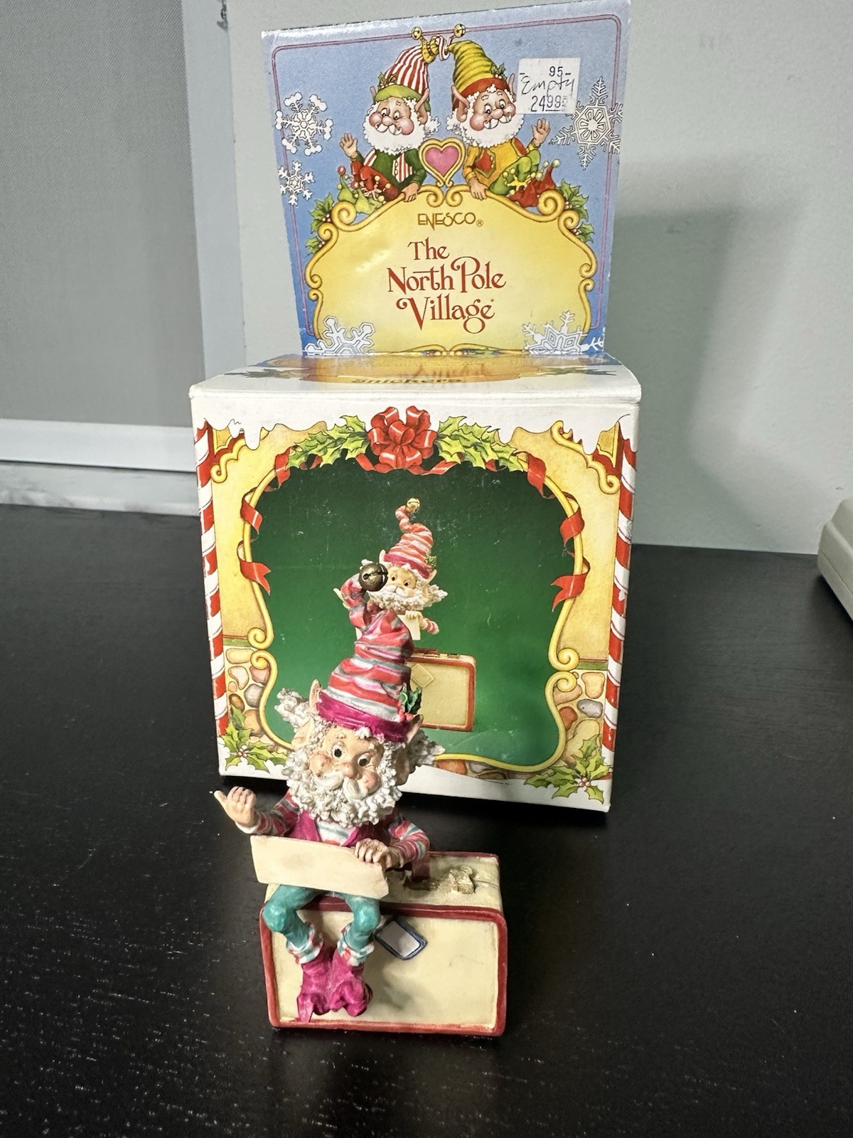 Vintage enesco sandi ziminicki Snickers elf North Pole RARE village hitchhiker