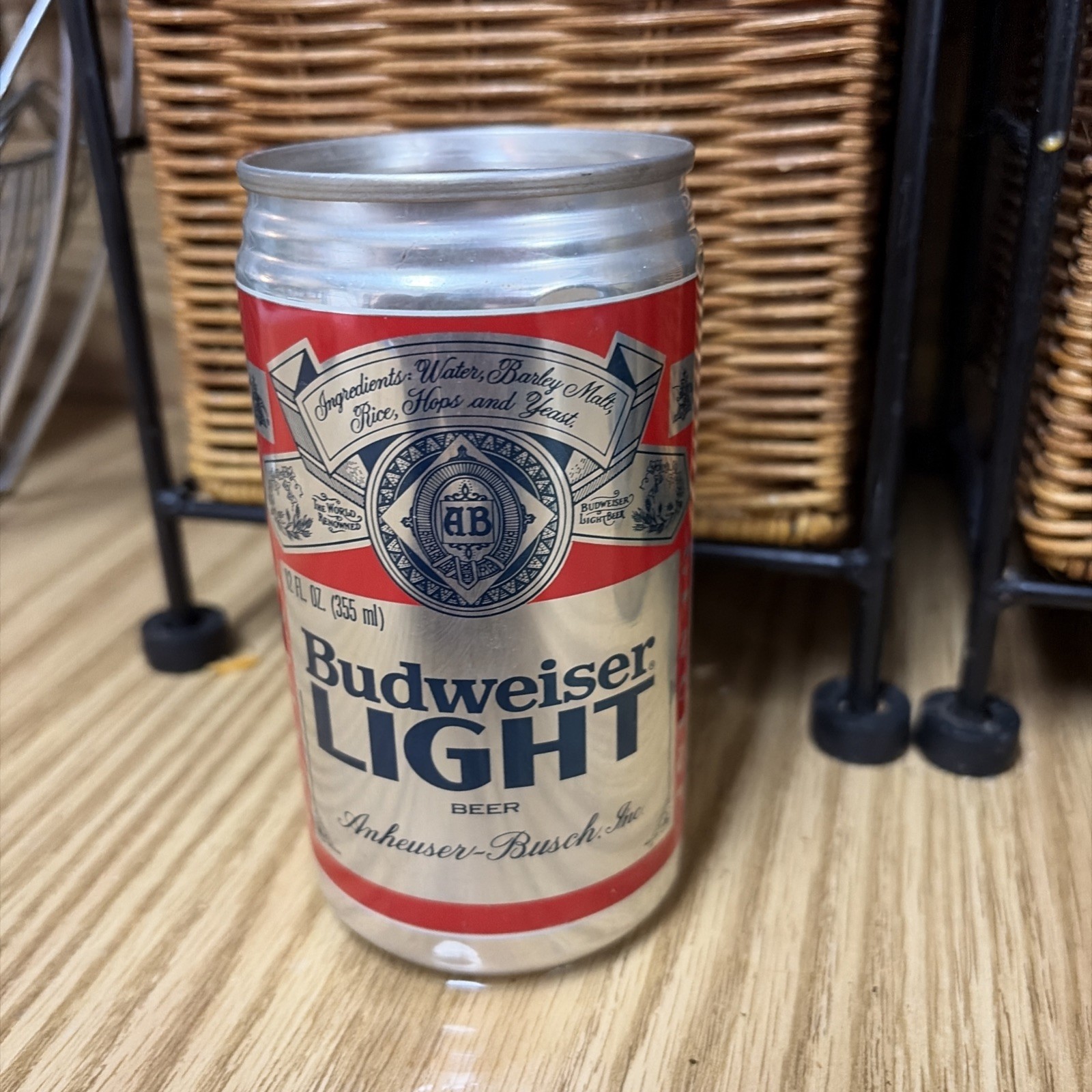 NEW Vtg BUDWEISER LIGHT BEER - First Edition Commemorative Can 4-13-1981 Rare