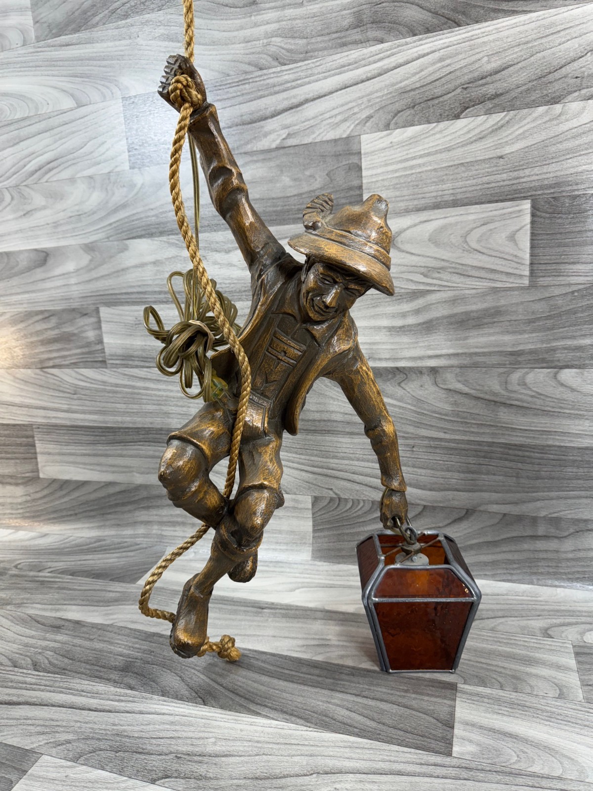VINTAGE GERMAN BLACK FOREST HAND CARVED WOOD MOUNTAIN CLIMBER HANGING SWAG LAMP