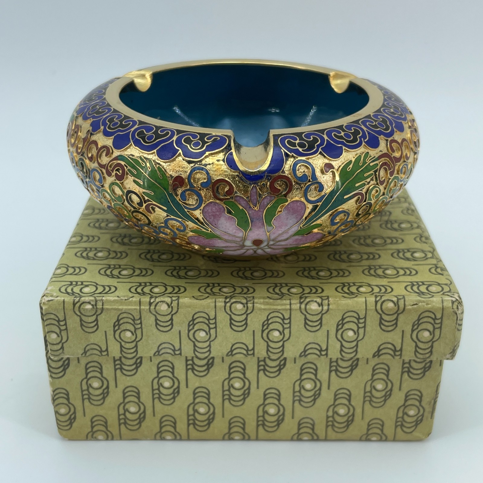 Chinese Cloisonne Ashtray Floral Brass Enamel Gold Blue Pink 3.75in NEW Box