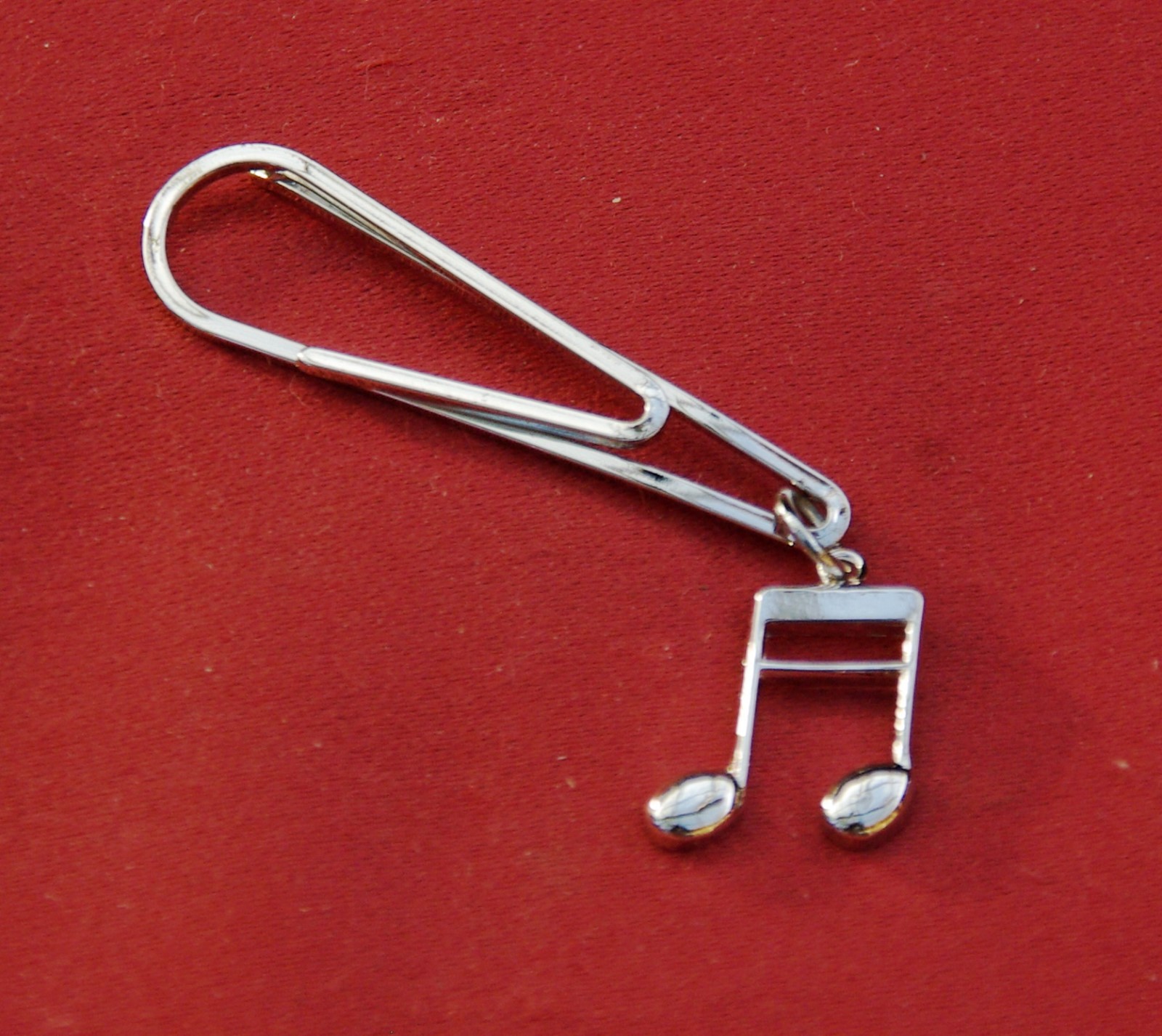 Silver Pin Badge Double Semi Quaver, or 1/16th note Music, FREE POSTAGE