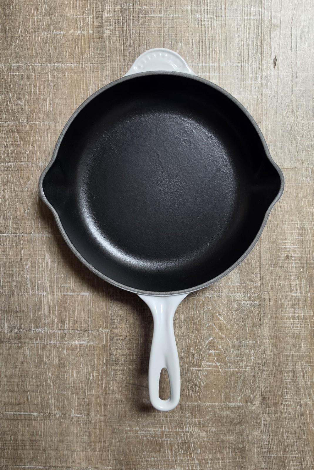 Le Creuset 23 White Enamel Cast Iron Skillet Double Spout Made In France
