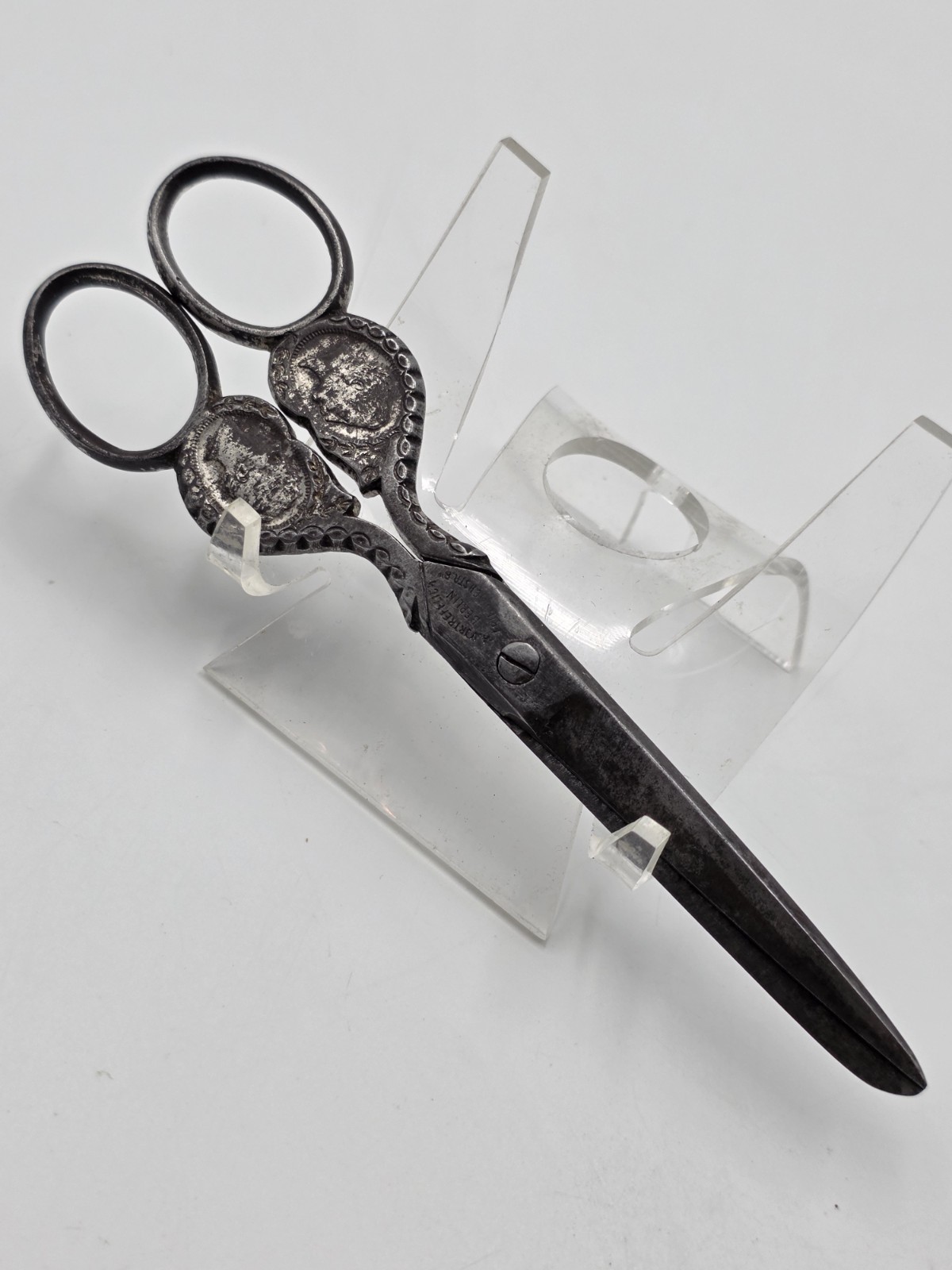 Rare 19th Century German Solingen Scissors WILHELM II & VICTORIA Cameos c. 1881