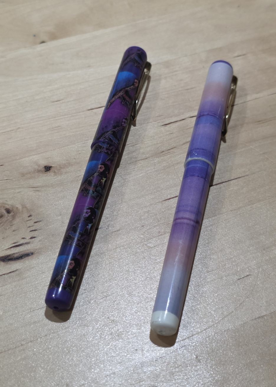 Lot Of 2 Vintage Itoya Paper Skater Pen Japan