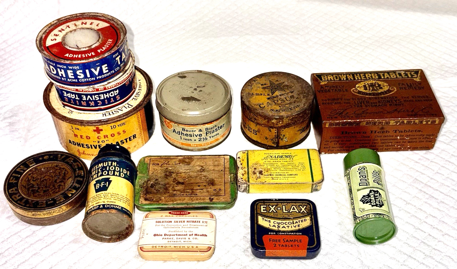 Antique VINTAGE First Aid Advertising MEDICINE Pharmacy TIN Litho Container’s