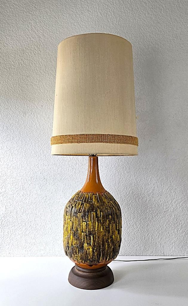 Vintage MCM Brutalist Ceramic Pottery Table Lamp Original Shade 47.5