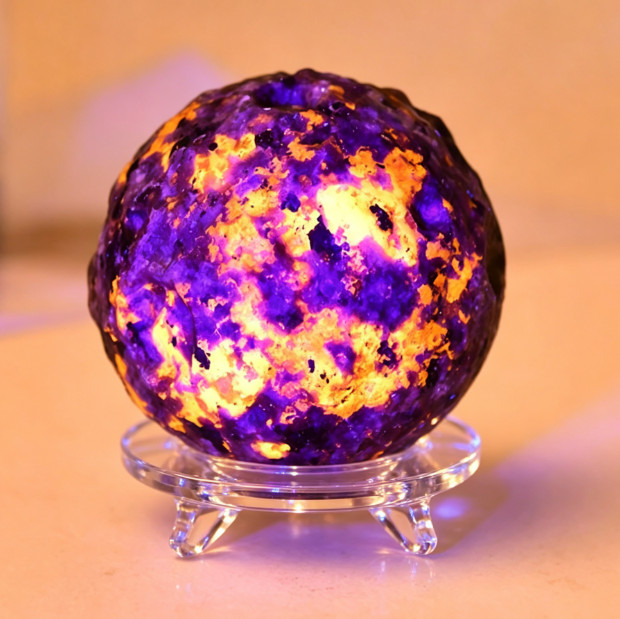 AAA Natural Flame Stone Yooperlite Moon Sphere UV Reactive Crystal Ball Decor