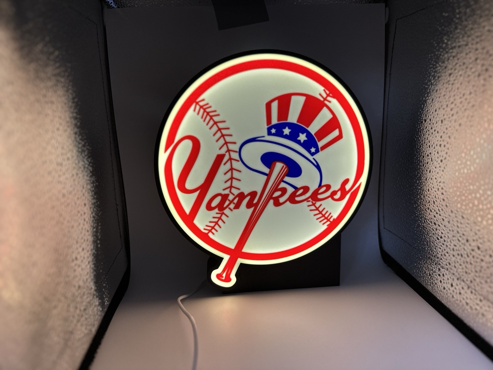 Yankees LED Lightbox – Unique MLB Gift | Handmade 3D Printed USB Display