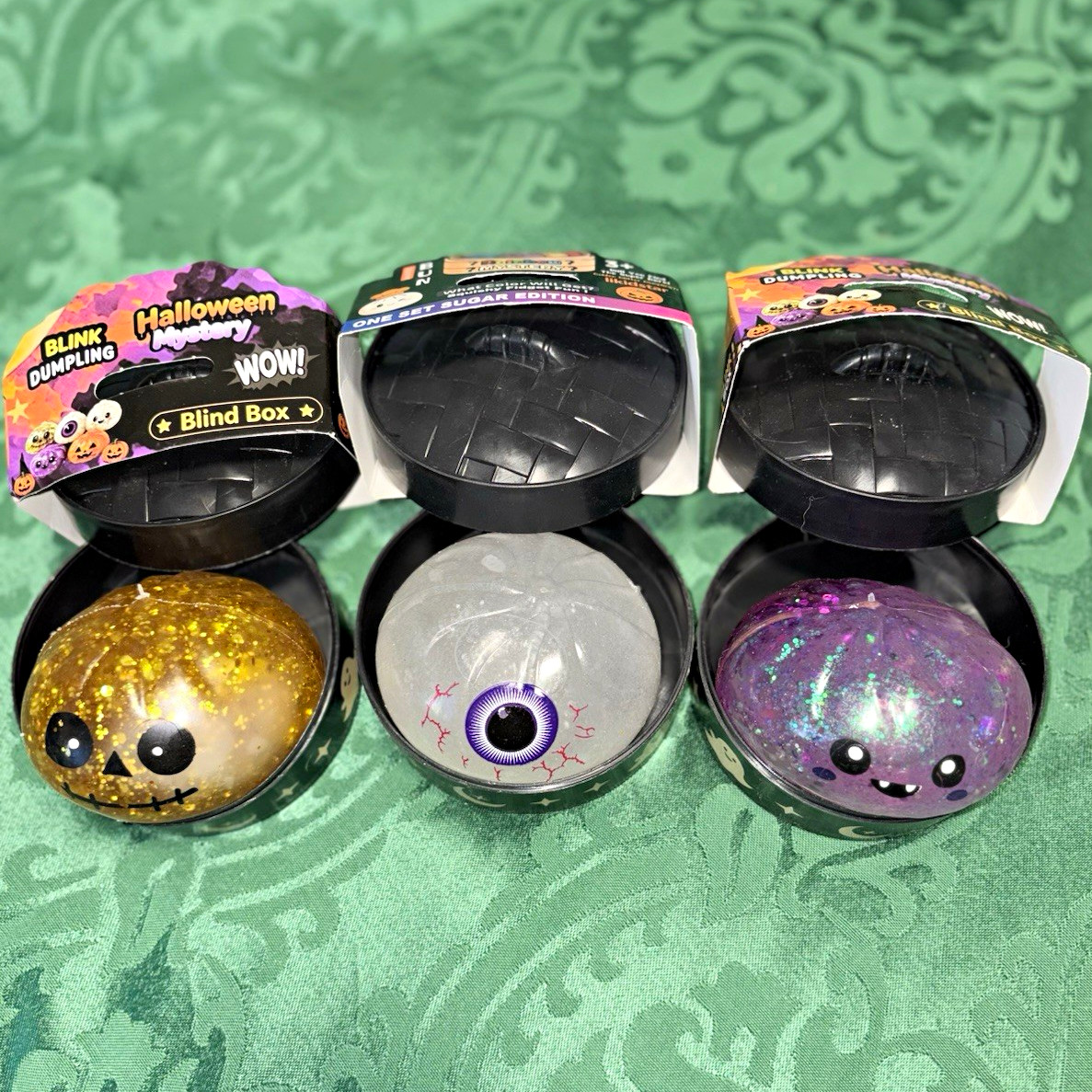 WOW Halloween Mystery Blind Pack Lot of 3 Multicolor Skull & Eyeball Figures