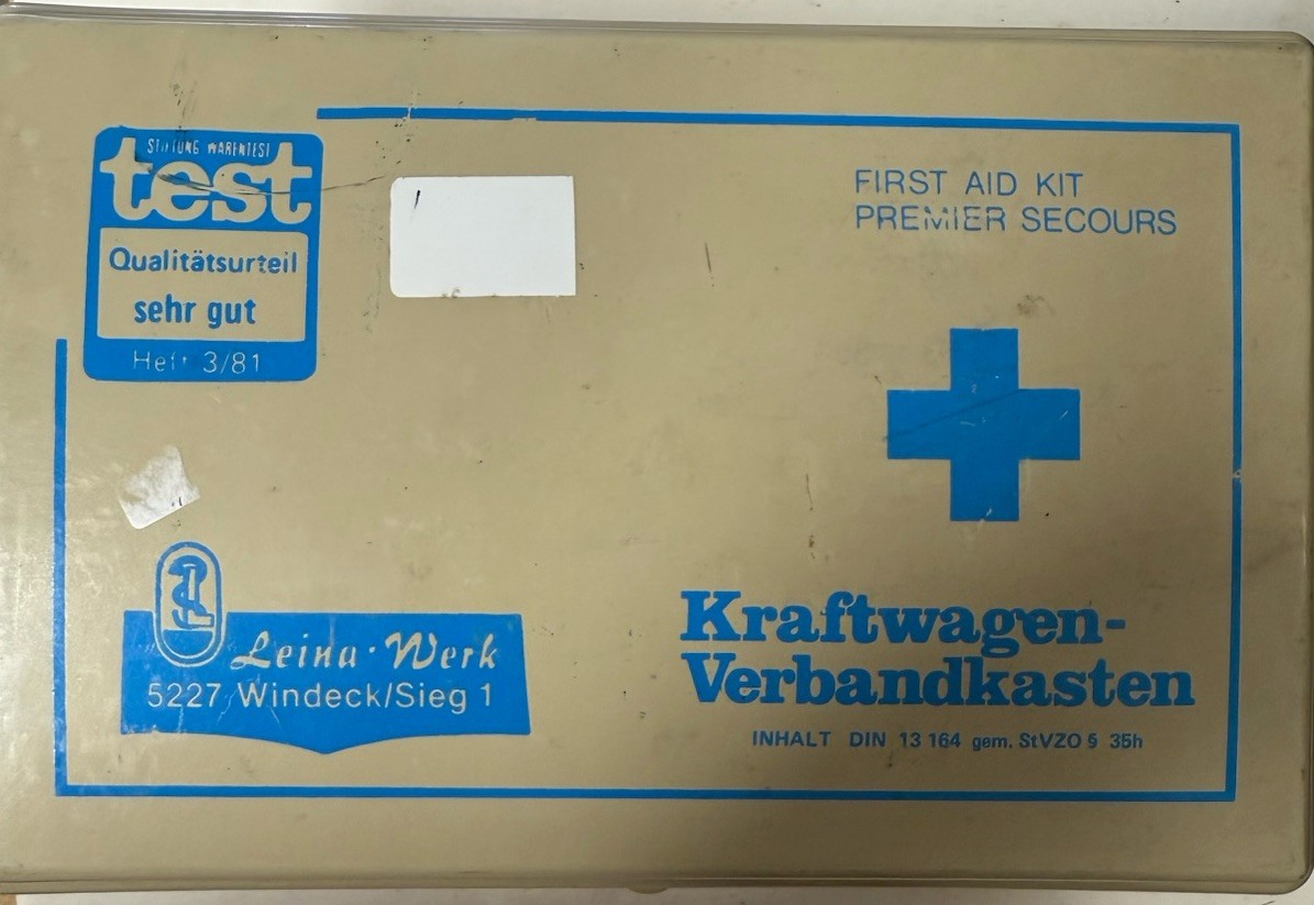 Vintage Leina Werk Kraftwagen-Verbandkasten Auto First Aid Kit 5227 Windeck/sieg