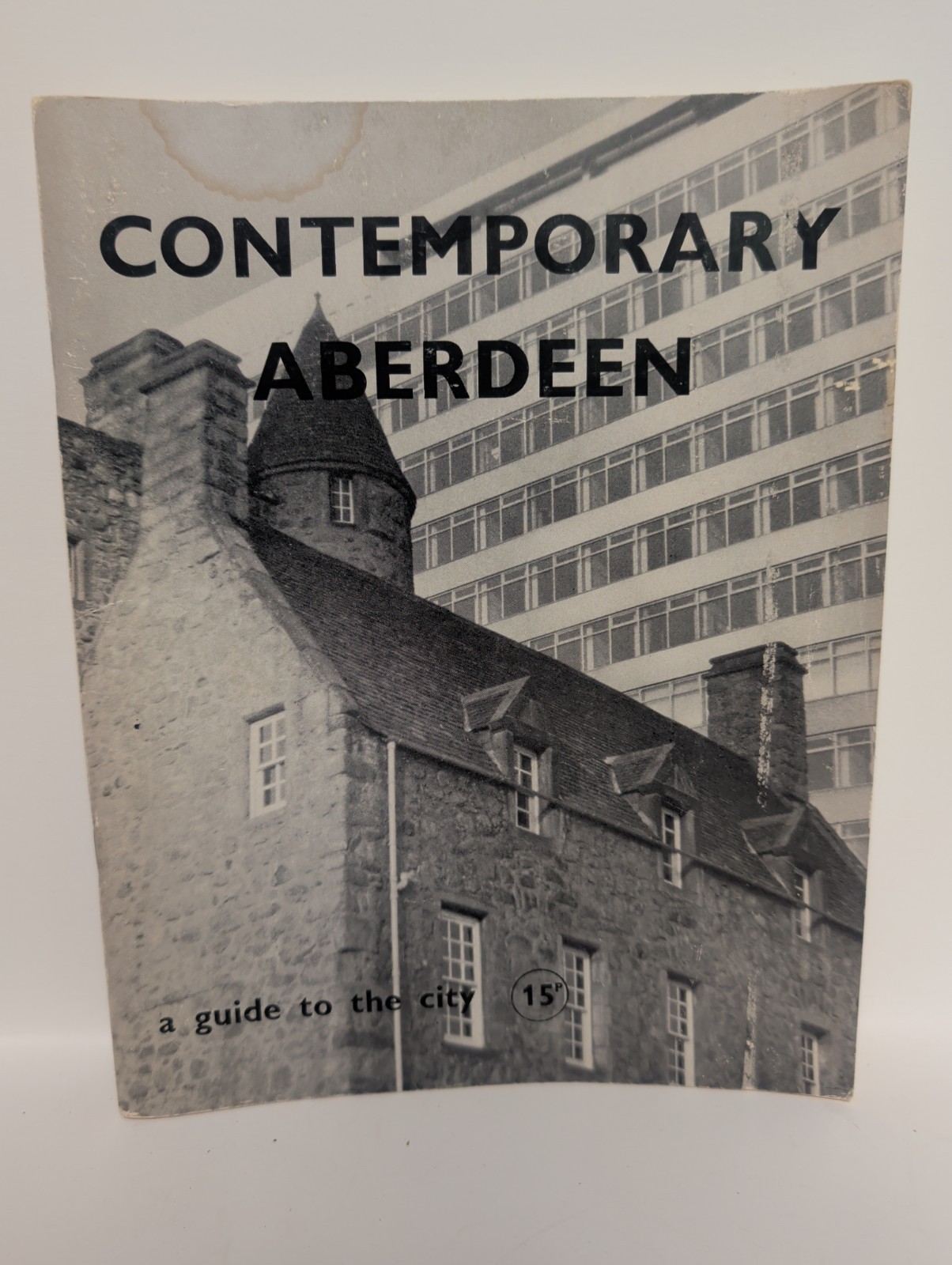 1972 Vintage Contemporary Aberdeen Scotland Guide 