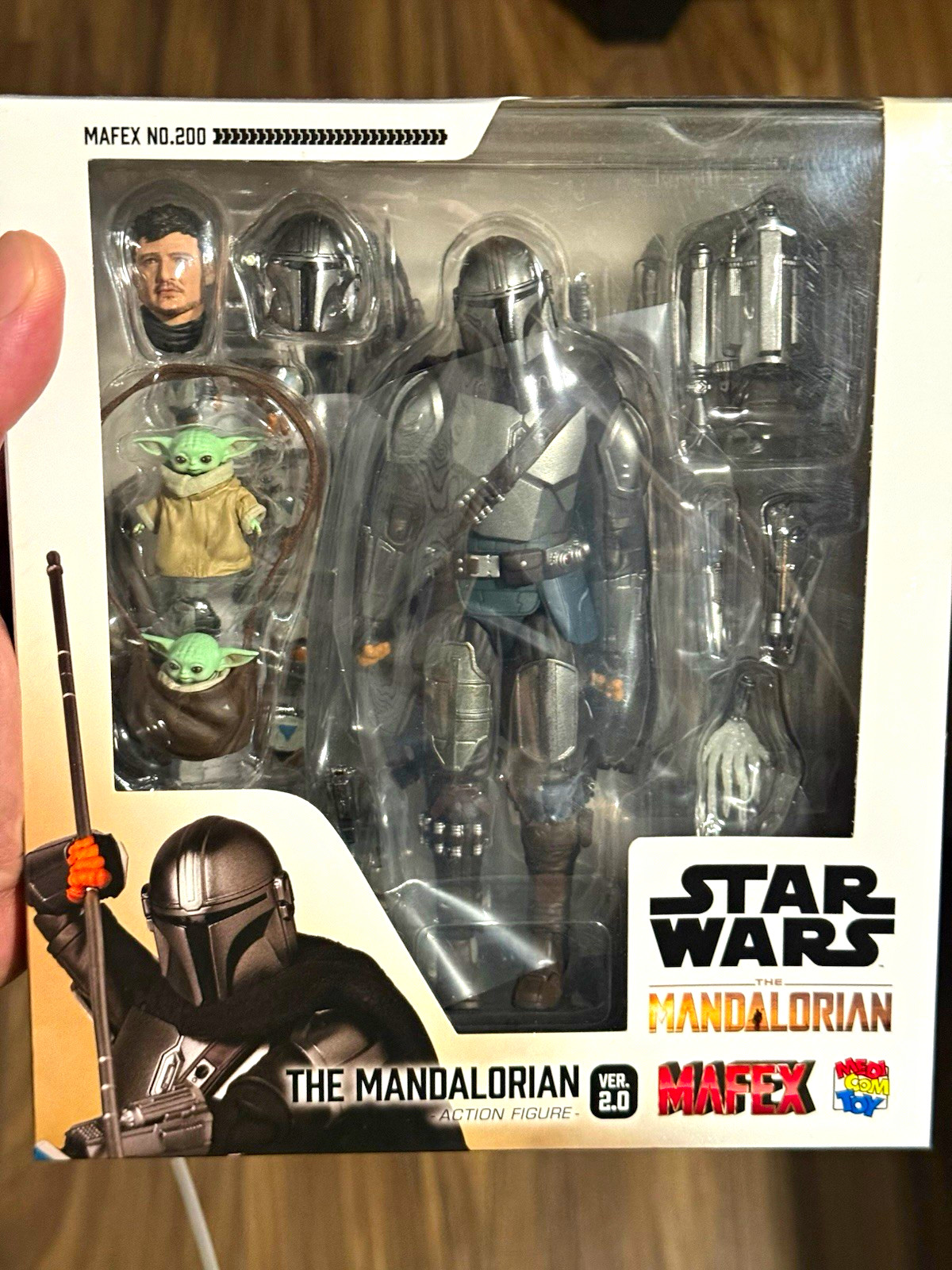 Medicom Toy MAFEX No.200 Star Wars The Mandalorian Action Figure Ver.2.0