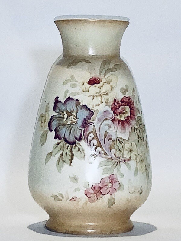 Marvelous Vintage Hand Painted S.F. & CO England Royal Devon #84