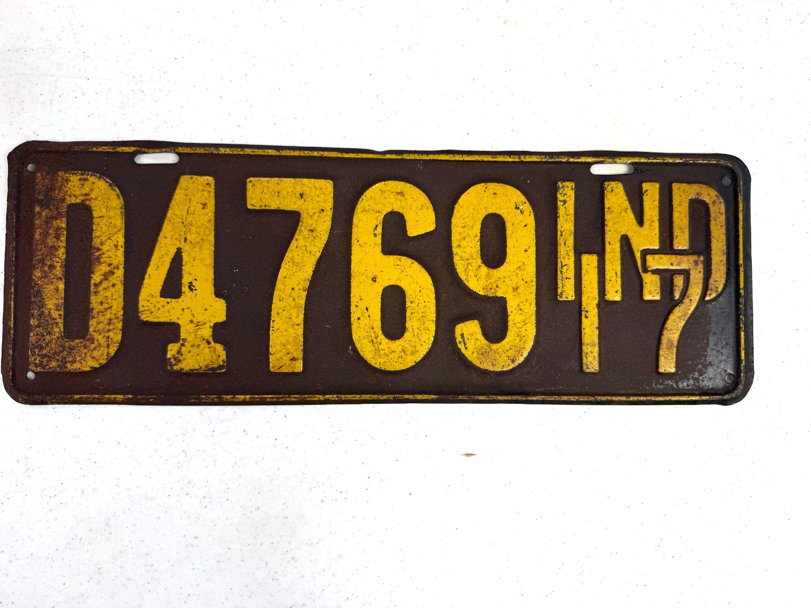 Vintage 1917 Indiana License plate tag original paint D4769