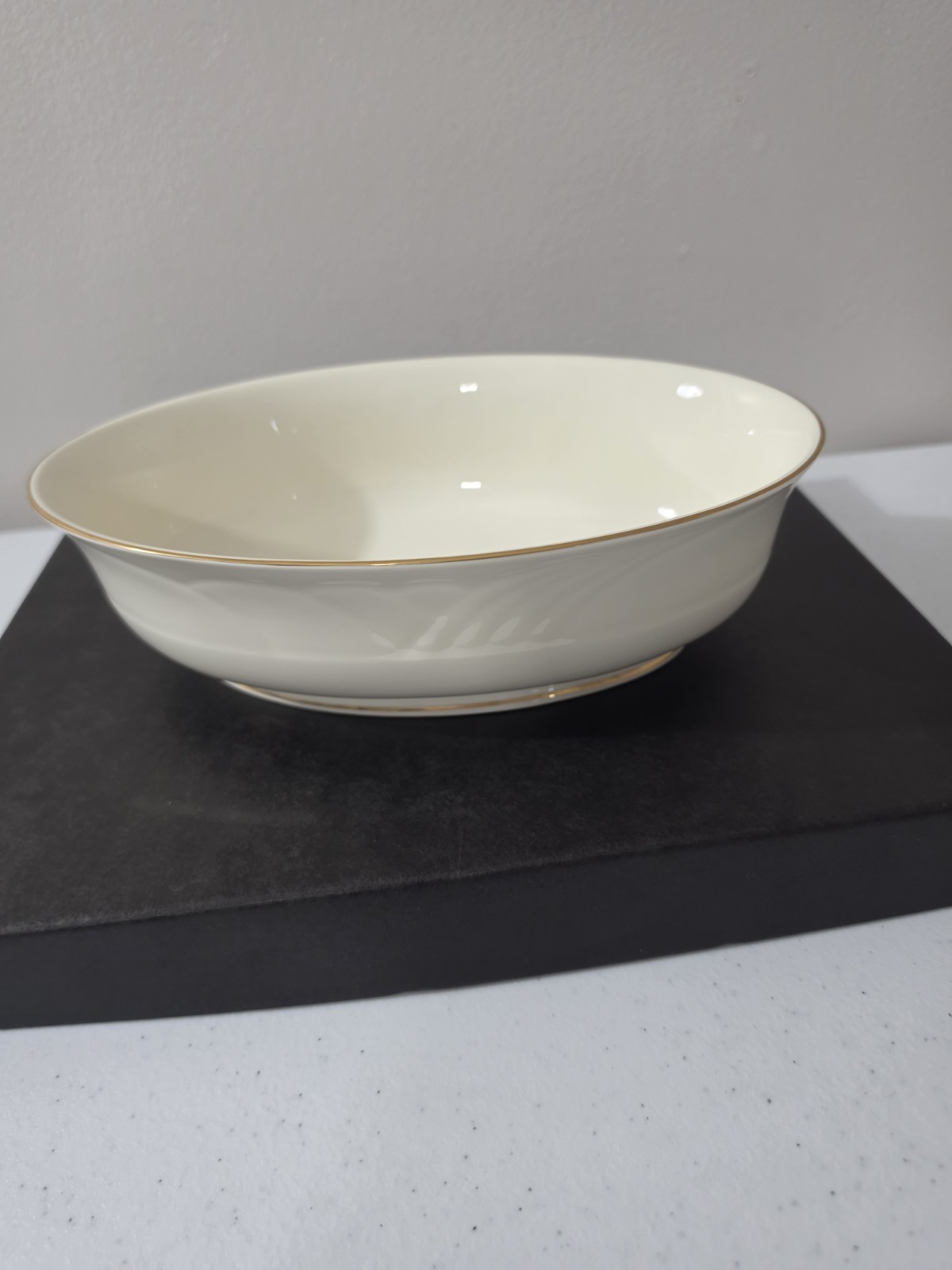 Lenox Golden Sand Dune Oval Serving Bowl 10\