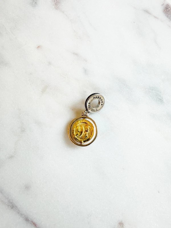 Pandora Sterling Silver 925 Gold Harry Potter Hogwarts 9 3/4 Charm