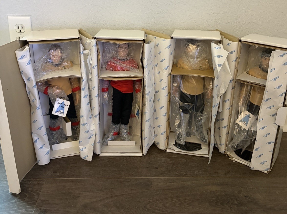 NEW 1988 Star Trek TOS Porcelain 14-Inch Dolls R.J. Ernst Set of 4 Paramount