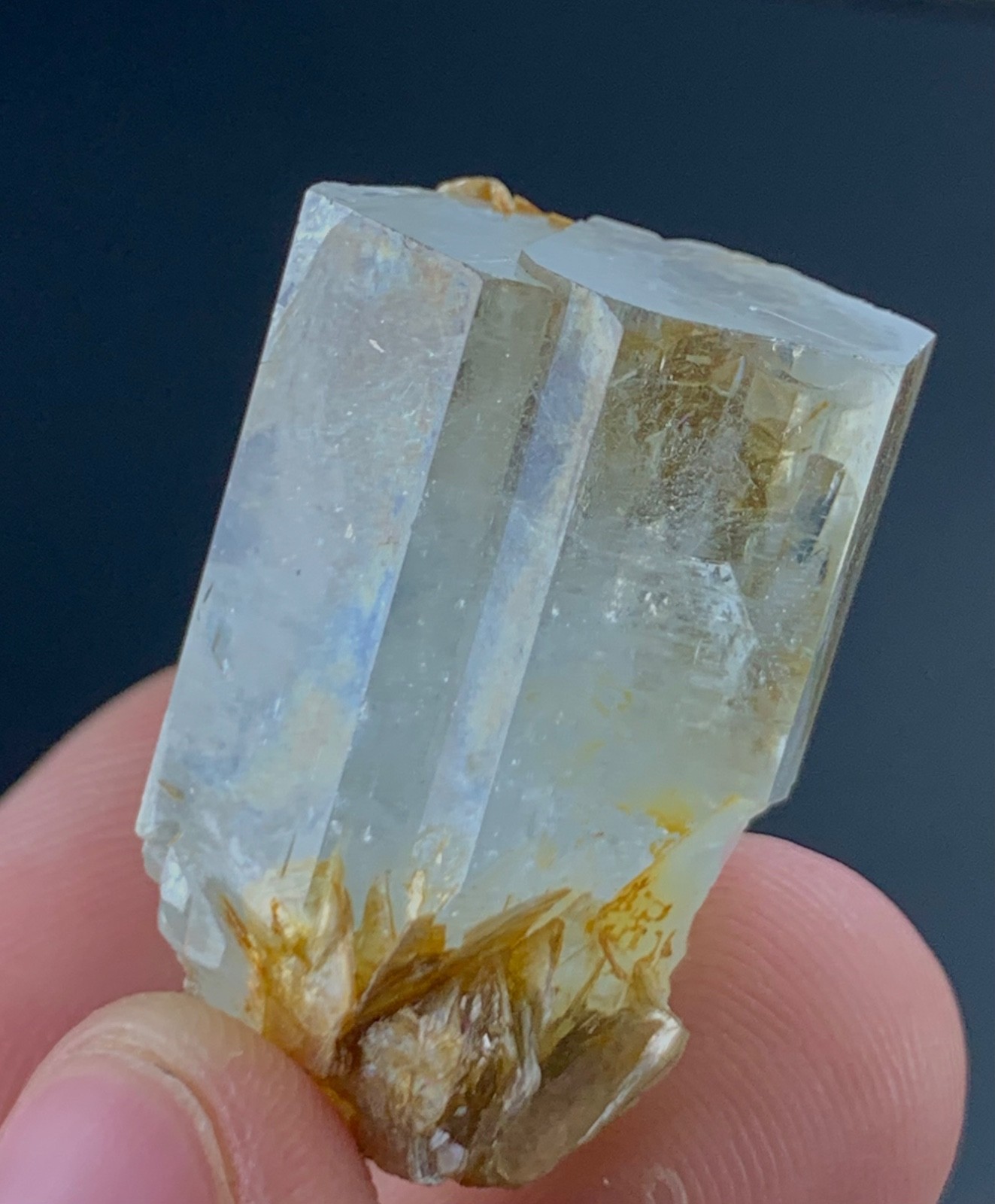 85 Carat Aquamarine Crystal Specimen From Pakistan